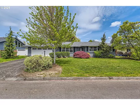 1275 NE Oleander Ln, Hillsboro, OR 97124