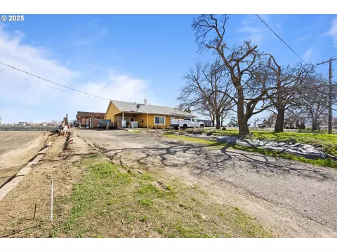 85563 Highway 11, Milton Freewater, OR 97862