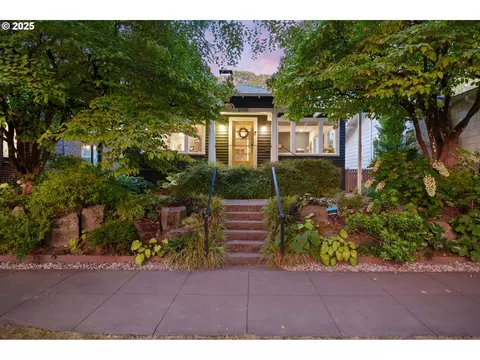 2036 SE Larch Ave, Portland, OR 97214