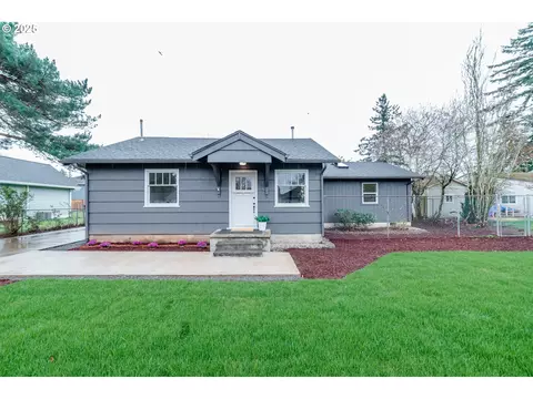 5812 SE Henderson St, Portland, OR 97206