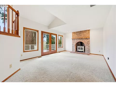 Living - 1326 SE Linden Ct, Gresham, OR 97080 photo 5 of 10