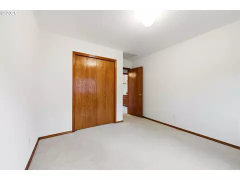 Bedroom - 1326 SE Linden Ct, Gresham, OR 97080 photo 12 of 12