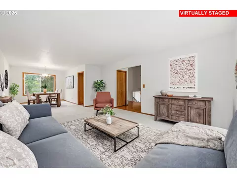 Living - 1326 SE Linden Ct, Gresham, OR 97080 photo 1 of 10