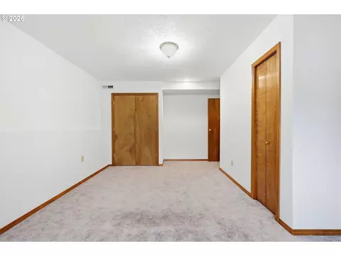 Bedroom - 1326 SE Linden Ct, Gresham, OR 97080 photo 11 of 12