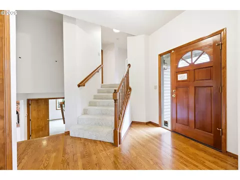 Entry Way - 1326 SE Linden Ct, Gresham, OR 97080 photo 1 of 1