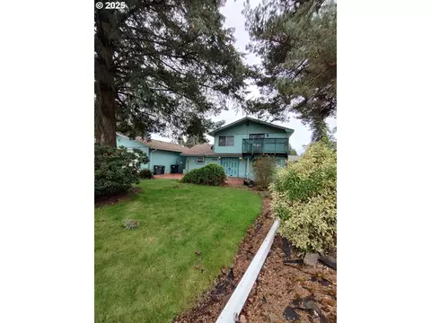 2188 N Danebo Ave, Eugene, OR 97402