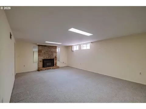 18441 SE Clinton, Gresham, OR 97030 photo 33
