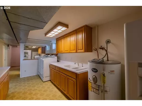 18441 SE Clinton, Gresham, OR 97030 photo 29