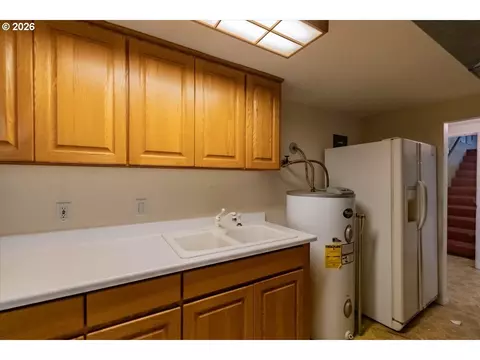 18441 SE Clinton, Gresham, OR 97030 photo 30