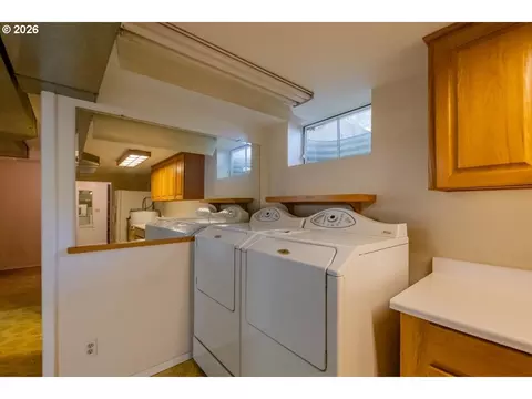 18441 SE Clinton, Gresham, OR 97030 photo 31