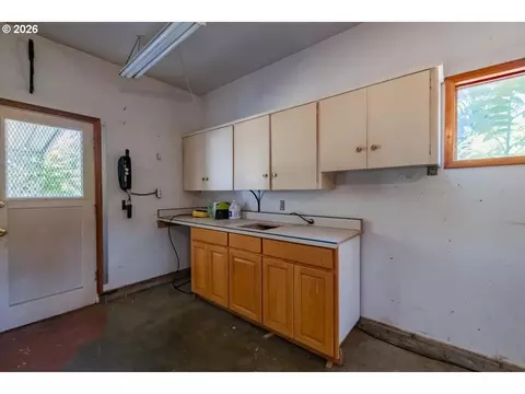 18441 SE Clinton, Gresham, OR 97030 photo 26