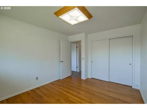 18441 SE Clinton, Gresham, OR 97030 photo 23