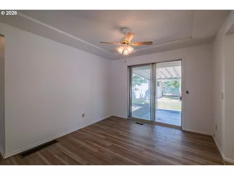 18441 SE Clinton, Gresham, OR 97030 photo 11