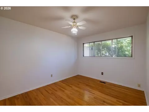 18441 SE Clinton, Gresham, OR 97030 photo 18