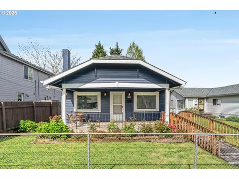 7567 N Gilbert Ave, Portland, OR 97203
