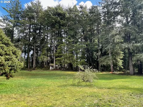 723 5th Street, Gearhart, OR 97138
