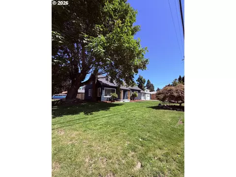 Exterior - 775 Howard Ave, Eugene, OR 97404 photo 3 of 11