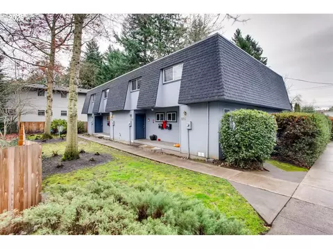 8102 SW 31st Ave, Portland, OR 97219