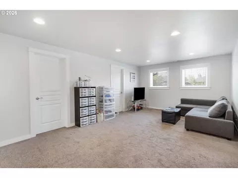 Other - 862 Tyson Ln, Eugene, OR 97404 photo 5 of 6