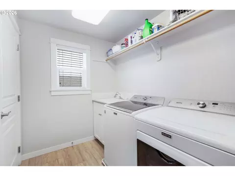 Other - 862 Tyson Ln, Eugene, OR 97404 photo 3 of 6