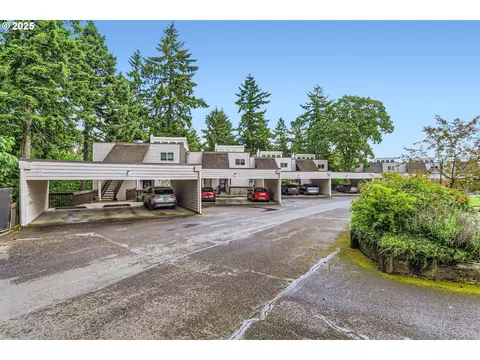 7573 N Edgewater Ave, Portland, OR 97203