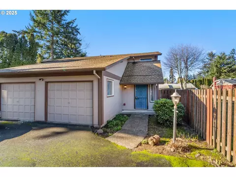 2363 SE 112th Ave #10, Portland, OR 97216