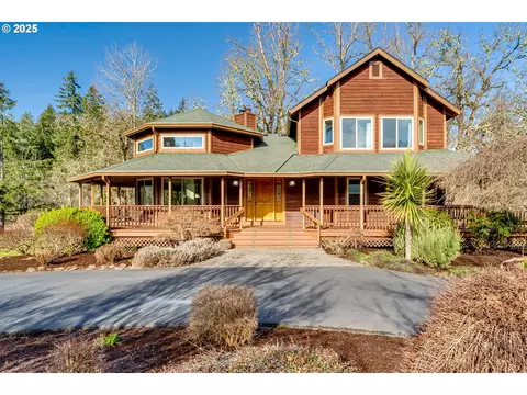 78445 Meadow Park Dr, Cottage Grove, OR 97424