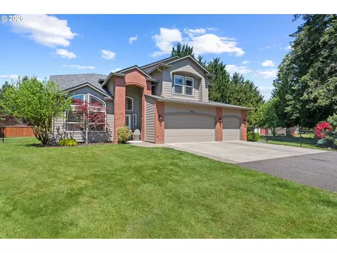 9816 NE 322nd St, La Center, WA 98629