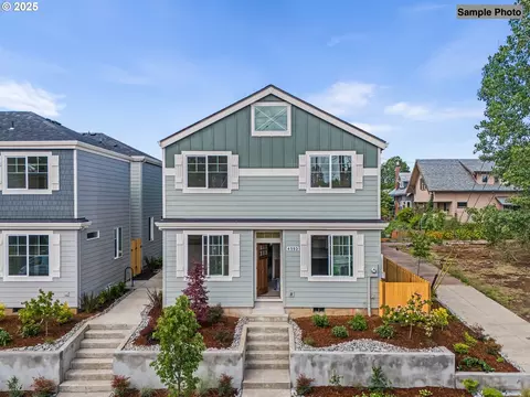 7681 N Kellogg St, Portland, OR 97203