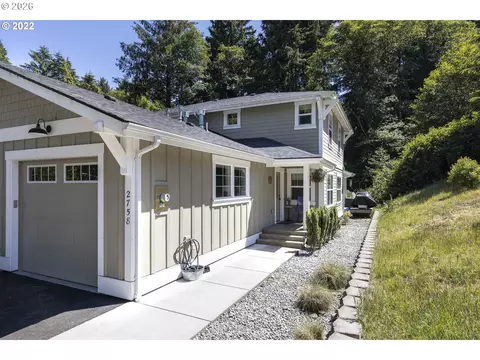 2758 NE 19th St, Lincoln City, OR 97367