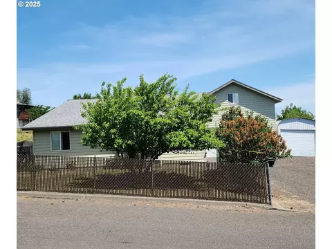 1021 Starlight St, The Dalles, OR 97058