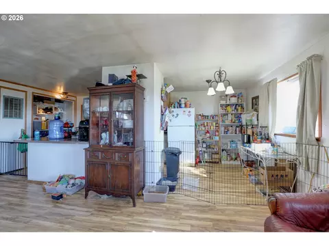 80165 Ridgetop Rd, Dufur, OR 97021 photo 8