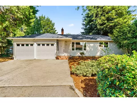 1669 Ridgefield St, Eugene, OR 97404