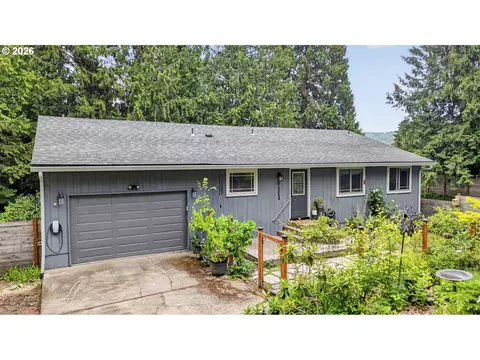 75054 Debast Rd, Rainier, OR 97048