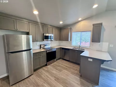 Kitchen - 374 Nursery Ct, Eugene, OR 97402 photo 1 of 1