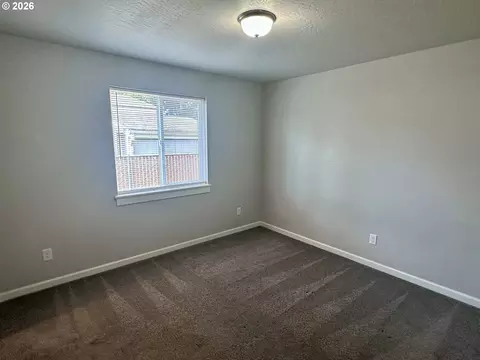 Bedroom - 374 Nursery Ct, Eugene, OR 97402 photo 2 of 6