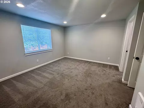Bedroom - 374 Nursery Ct, Eugene, OR 97402 photo 6 of 6