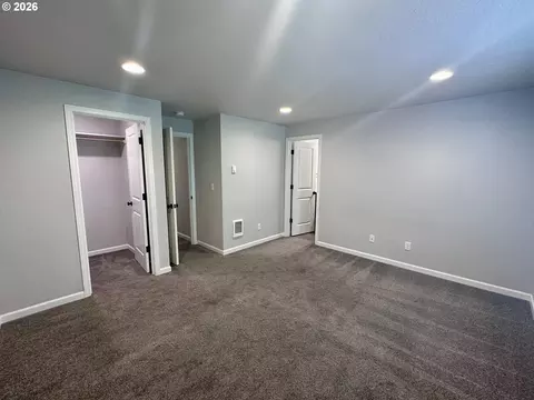Bedroom - 374 Nursery Ct, Eugene, OR 97402 photo 5 of 6