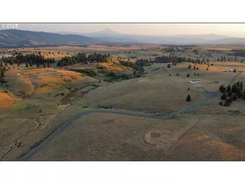 17 Johnson Creek Rd, Lyle, WA 98635