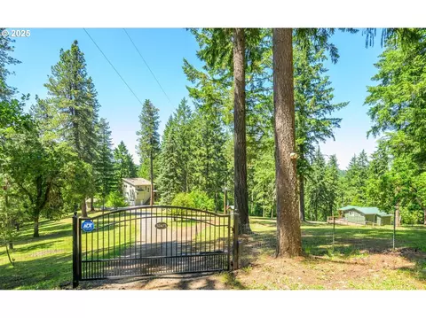 32475 Beymer Rd, Eugene, OR 97405