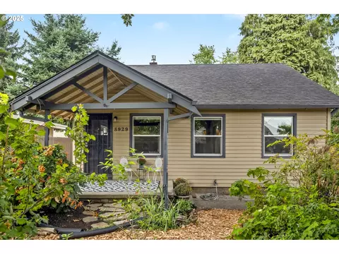 8929 N Mckenna Ave, Portland, OR 97203