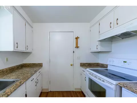 Kitchen - 165 E Rosewood Ave, Eugene, OR 97404 photo 3 of 5