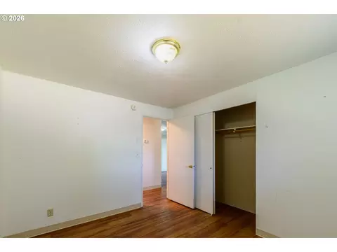 Bedroom - 165 E Rosewood Ave, Eugene, OR 97404 photo 3 of 9