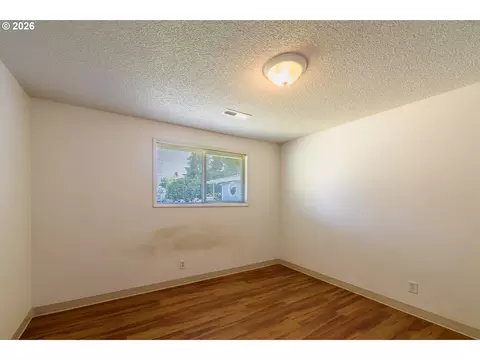 Bedroom - 165 E Rosewood Ave, Eugene, OR 97404 photo 4 of 9