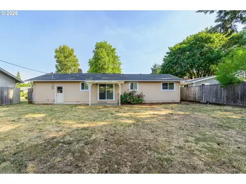 Exterior - 165 E Rosewood Ave, Eugene, OR 97404 photo 4 of 5