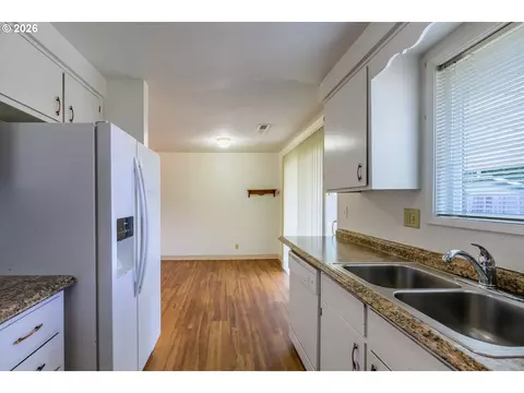 Kitchen - 165 E Rosewood Ave, Eugene, OR 97404 photo 2 of 5