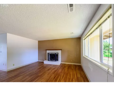 Living - 165 E Rosewood Ave, Eugene, OR 97404 photo 1 of 5