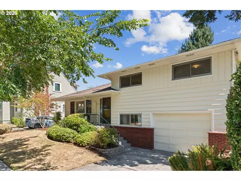 6120 SE 13th Ave, Portland, OR 97202