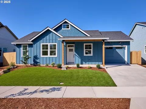 645 Parker Loop, Silverton, OR 97381