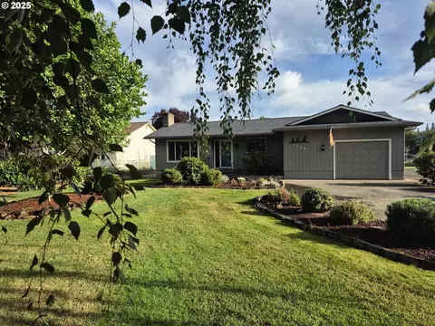 1359 Quail Ln, Roseburg, OR 97471